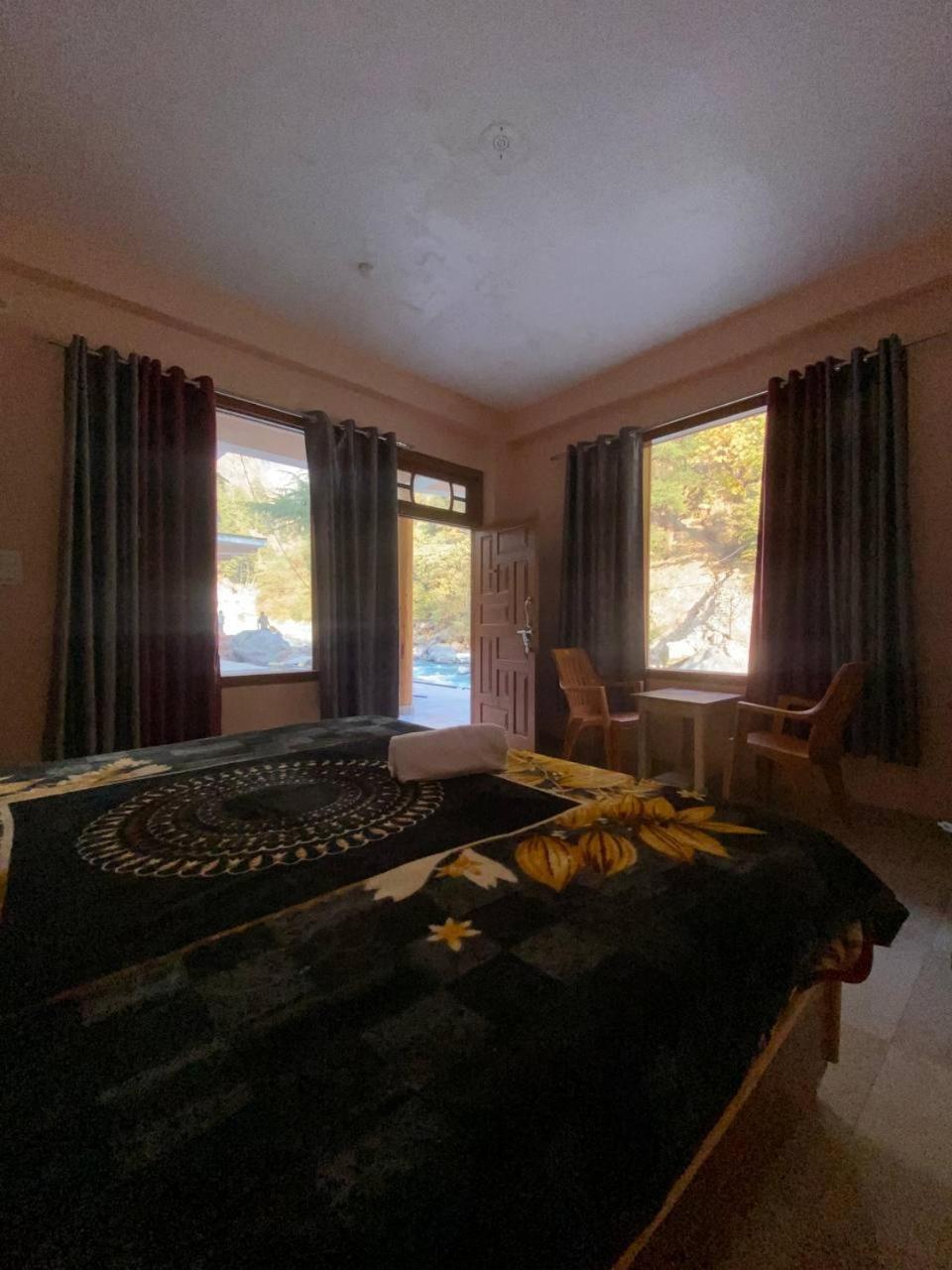 Hom House Of Mannmauji Riverside Kasol Exterior foto